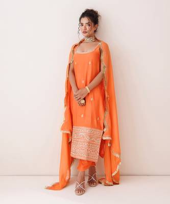 Orange square neck kurta set 2