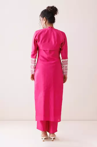 Hot pink chanderi halter neck kurta set