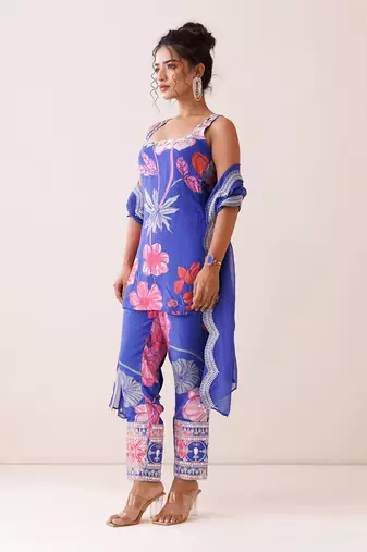 Blue square neck kurta set