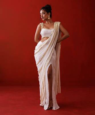 Ivory crepe slit saree 2