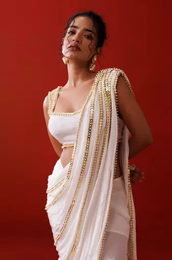 Ivory crepe slit saree