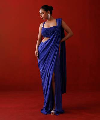 Saphire crepe slit saree 3