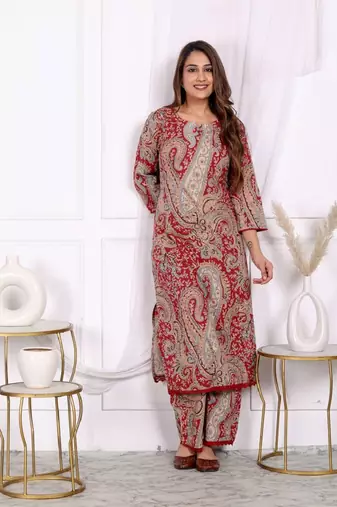 Women's cotton co-ord-set red paisley print with long kurta and pant