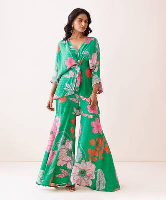 Green crepe co-ord set 3