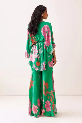 Green crepe co-ord set