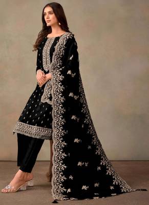 Black organza resham embroidery straight suits 2