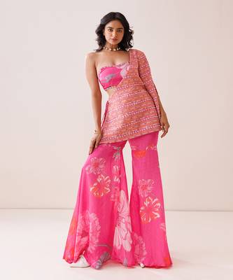 Pink crepe one-shoulder blazer set 2