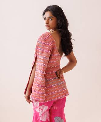 Pink crepe one-shoulder blazer set 4