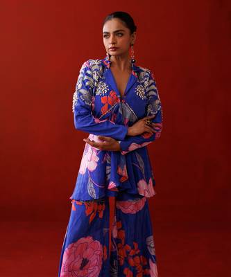 Blue crepe blazer set 3