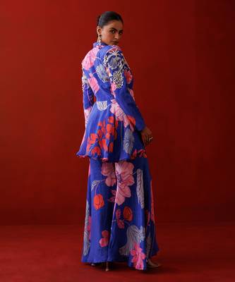 Blue crepe blazer set 4