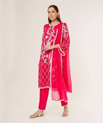 Fuchsia embroidered kurta set 1