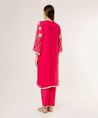 Fuchsia embroidered kurta set 2