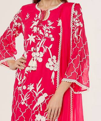 Fuchsia embroidered kurta set 4