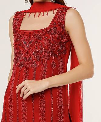 Red georgette n net dupatta embriodered gharara set 4
