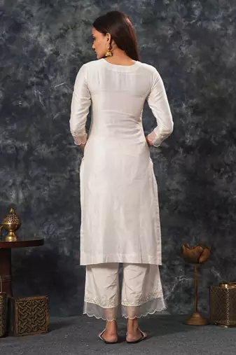 Raasika - Ivory Suit Set