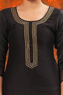 Radhika - black suit set 3