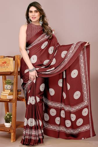 Maroon Chiffon Block Print/Batik Print Printed Saree With Unstitched Blouse Piece
