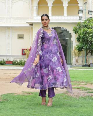 Vaasva women purple  embroidered anarkali kurta with solid pant & dupatta 3