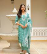 Vaasva women green linen kurta embroidered kurta set with solid pants & dupatta