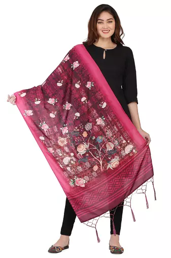 Dark Pink Colour Muslin Cotton Dupatta For Stylish Girlie Casual Fashion Looks