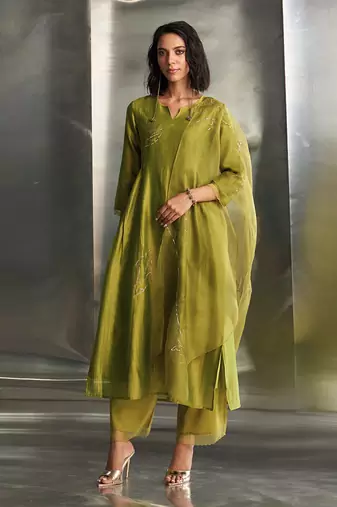 Berry green chanderi kurta set