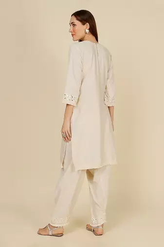 South cotton kurta with kutch embroidery with salwar