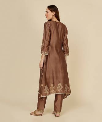 Side tails with block print and embroidery 2