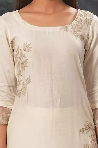 Rajdulari - ivory suit set