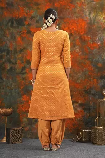 Rajnandini - Yellow Suit set