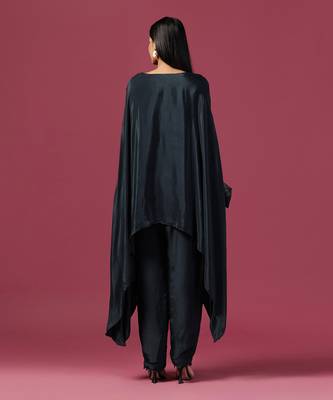 Navy blue crepe emroidery tunic set 4
