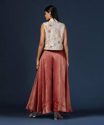 Mahroon satin silk  emroidery kurta set 2