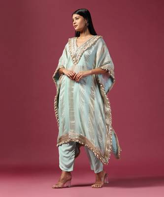Purple georgettet emroidery kurta set 2
