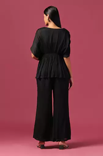 Black crepe emroidery kurta set
