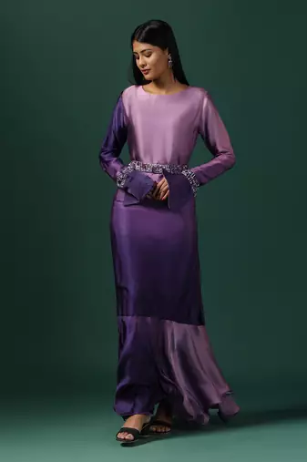 Purple georgette embroidery pearl round neck sleeve dress