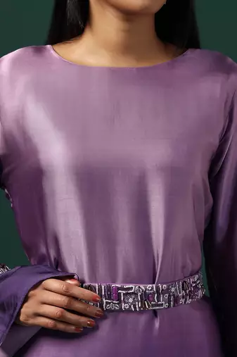 Purple georgette embroidery pearl round neck sleeve dress