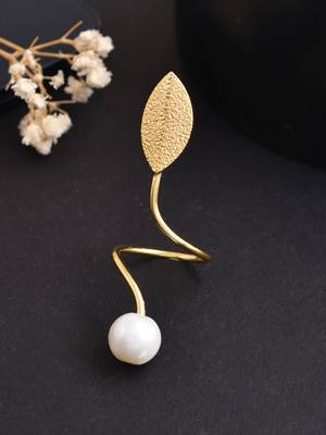 White pearl & gold plated adjestable ring 2