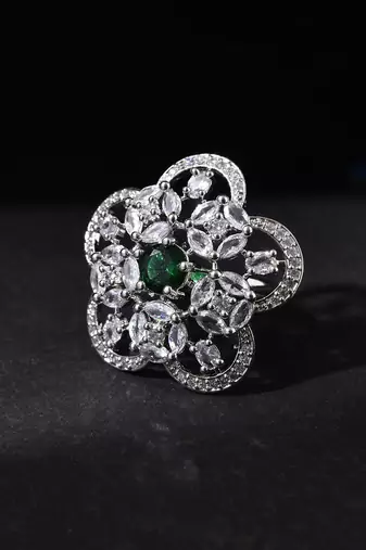Green american daimond & silver platedfloral adjustable ring