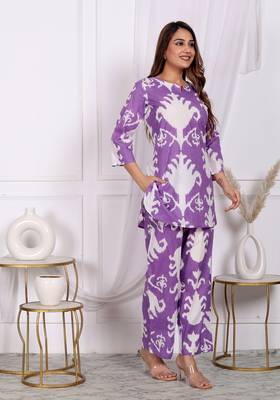 Womens fine cotton co-ord-set purple with white color motif top with pant 3