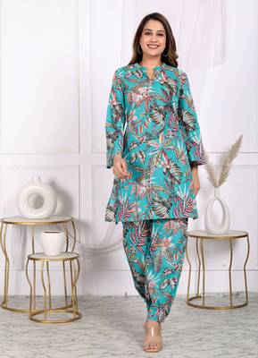 Womens fine cotton co-ord-set c-green with multi color motif top with pant 1