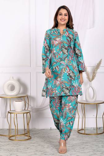Womens fine cotton co-ord-set c-green with multi color motif top with pant
