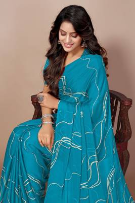 Turquoise Chiffon Geometric Print Saree With Unstitched Blouse Piece 5