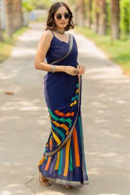 Navy Blue Georgette Geometric Print Lace Border Saree With Unstitched Blouse Piece 2