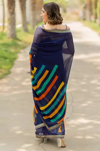 Navy Blue Georgette Geometric Print Lace Border Saree With Unstitched Blouse Piece