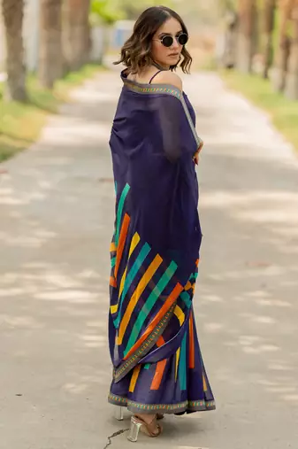 Navy Blue Georgette Geometric Print Lace Border Saree With Unstitched Blouse Piece