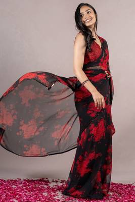 Black Georgette Floral Print Sequinns Lace Saree With Unstitched Blouse Piece 2