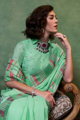 Mintgreen Spun Cotton Jacquard Woven Saree With Blouse 2