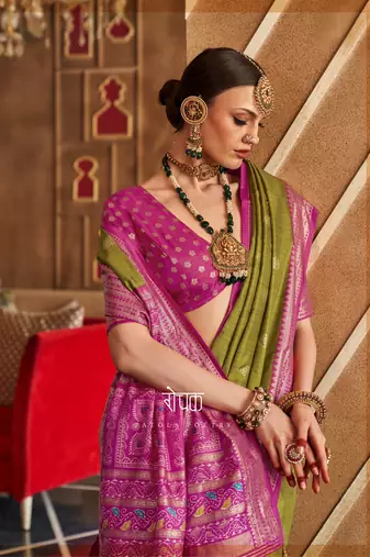 Mehndi silk blend Blend Patola Saree With Unstitched Blouse Piece