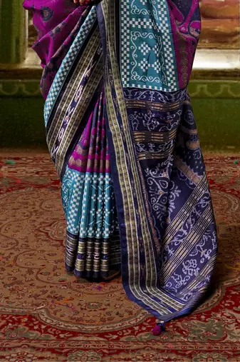 Magenta silk blend Blend Woven Saree With Unstitched Blouse Piece