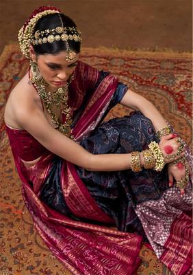 Navy Blue silk blend Blend Woven Saree With Unstitched Blouse Piece 2