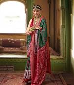 Green silk blend Blend Woven Saree With Unstitched Blouse Piece